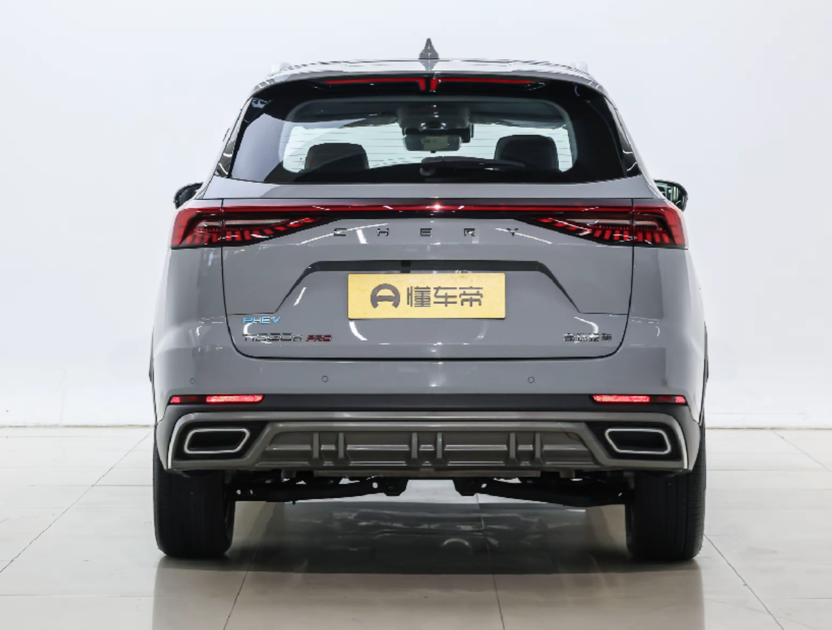 Chery Tiggo 8 Pro PHEV 2025 — 1.5T 100 km · Édition Champion