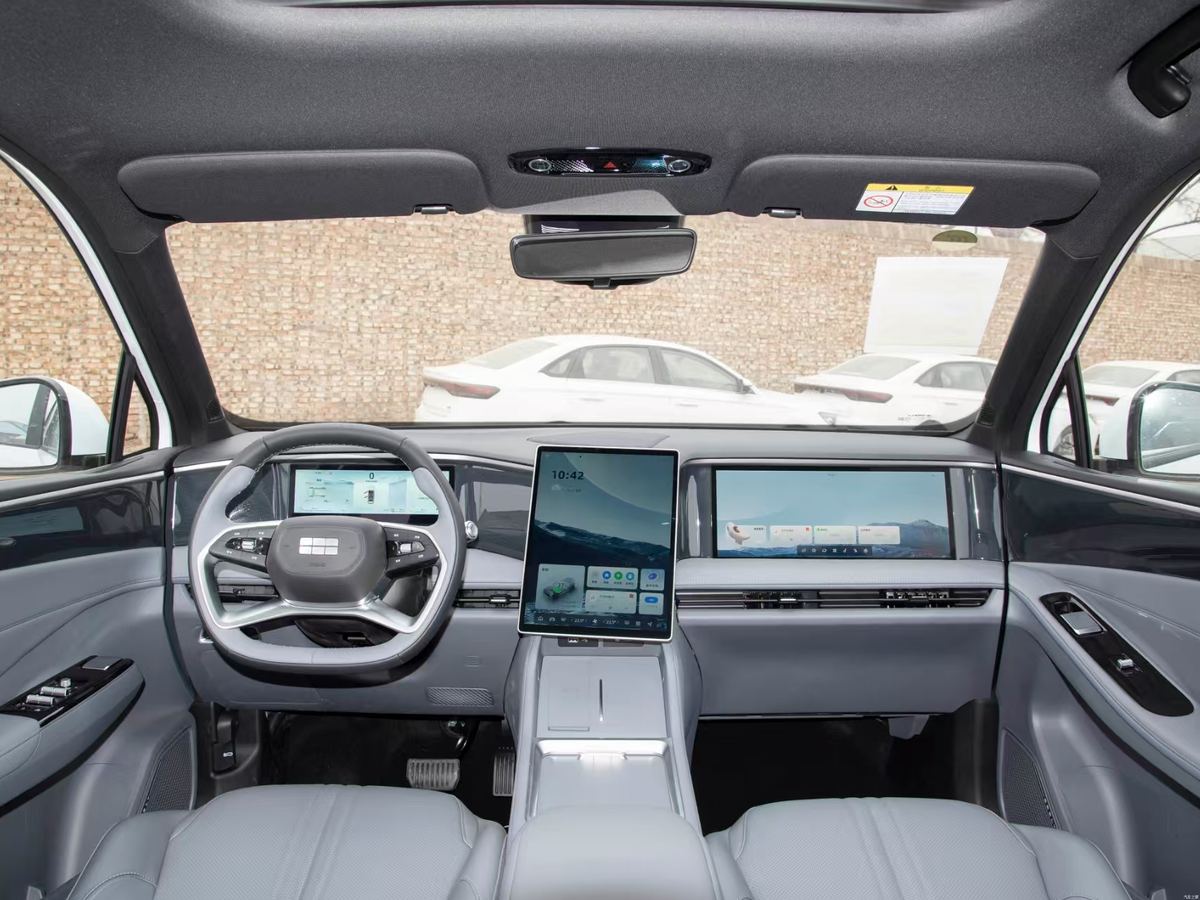 Geely Galaxy L7 2025 — EM-i 115 km · Édition Explorer