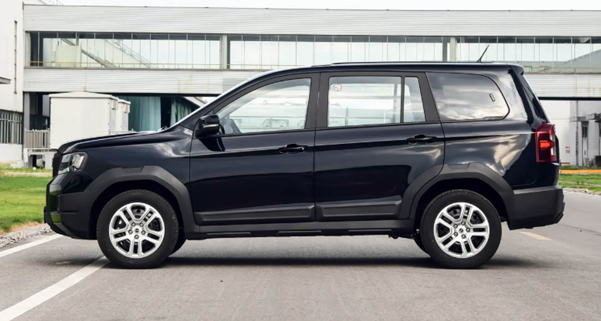 SWM Sawy Tiger 2025 — 1.5L 116 ch · Édition Luxe · 7 Places