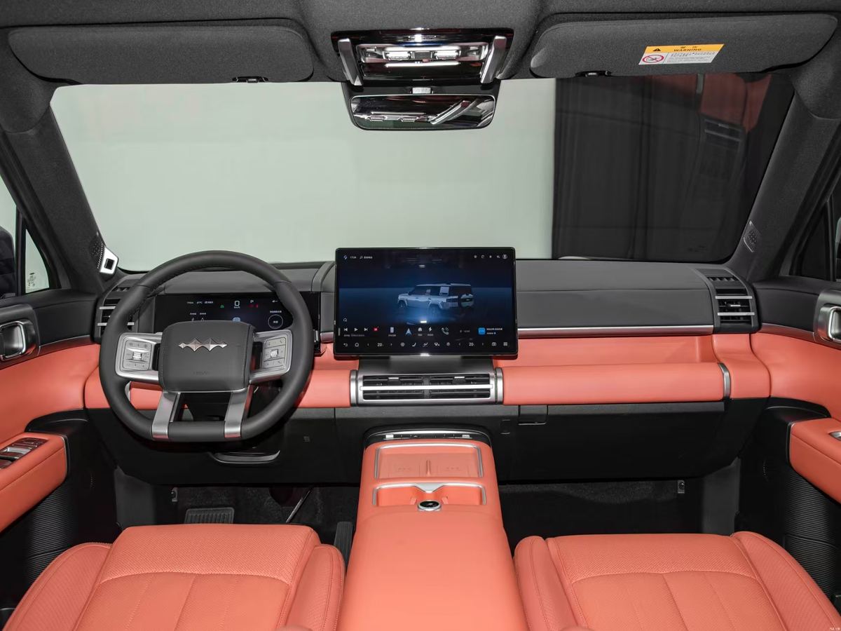 Fangchengbao Tai 7 2025 — DM PHEV 190 km · 490 ch · 4x4 · Édition Ultra
