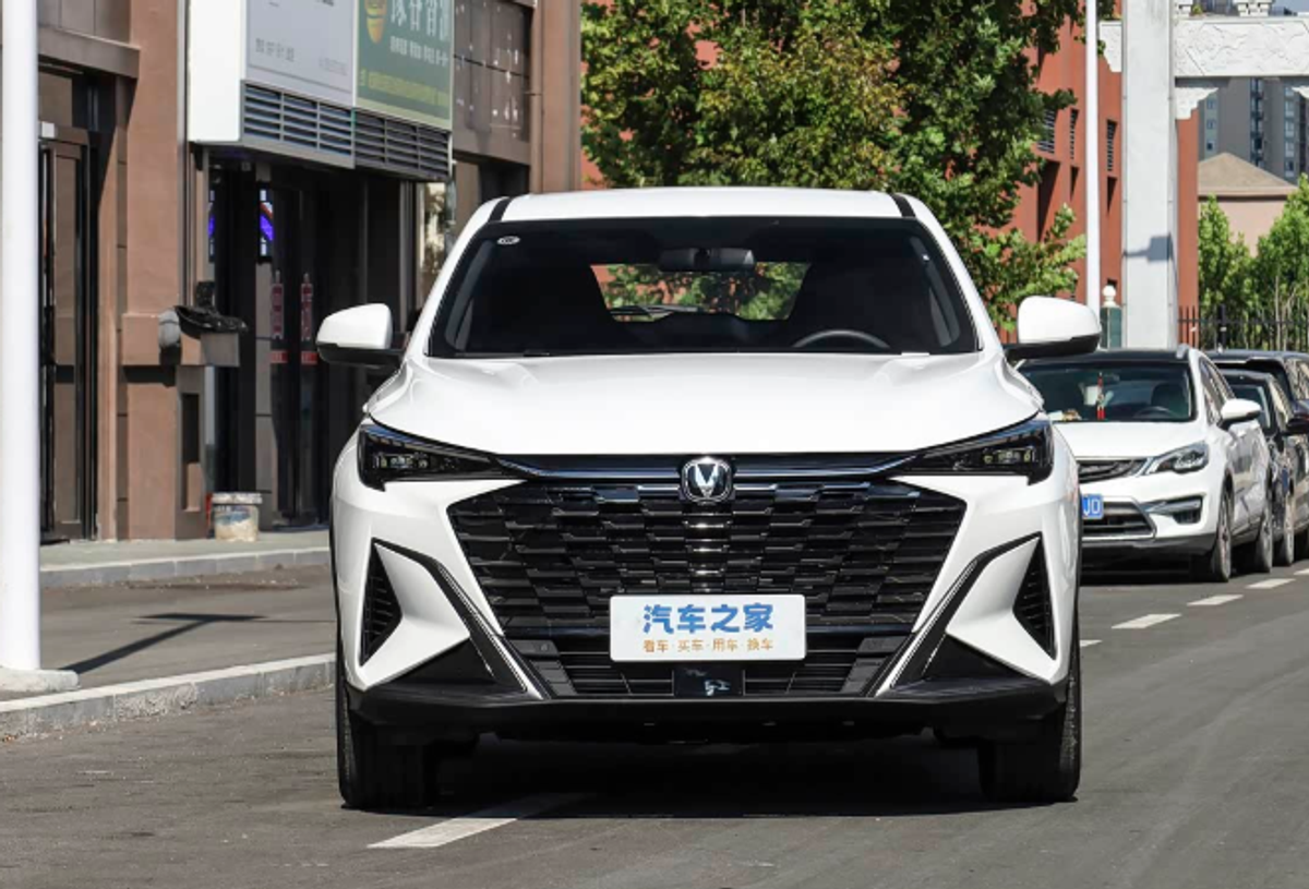 Changan X5 Plus 2026 — 1.5L 110 ch · 5MT · Édition Luxe