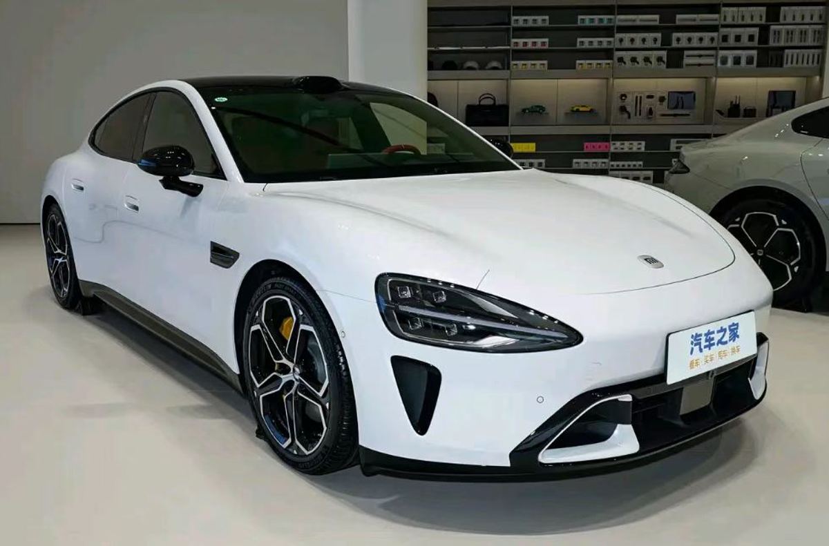 Xiaomi SU7 · BEV · 235 kW / 320 ch · 720 km CLTC