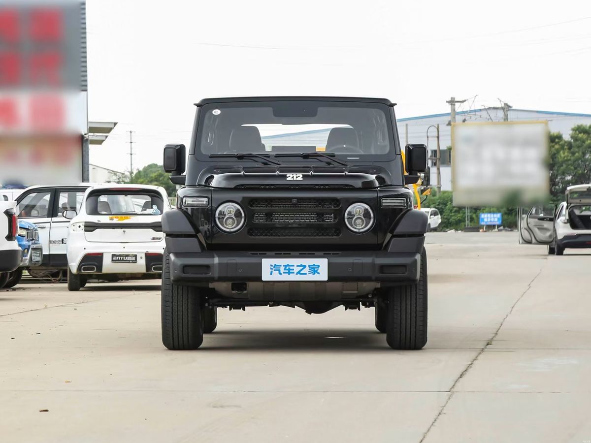 BAIC 212 T01 2026 — 2.0T 252 ch · 8AT · 4x4 · Édition Mechanic