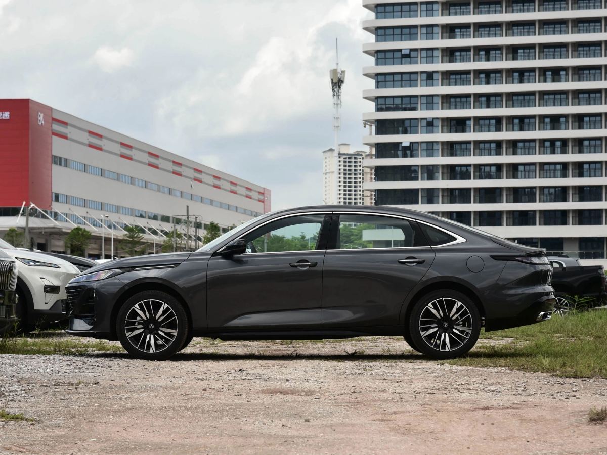 Changan Eado Plus · 1.5T DCT High Performance