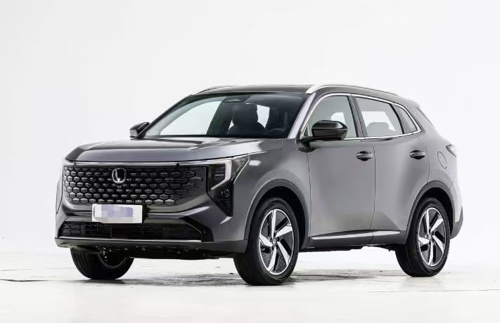 Changan CS55 Plus, un concurrent du GAC Motor GS3 sur le segment SUV compact en Afrique de l'Ouest