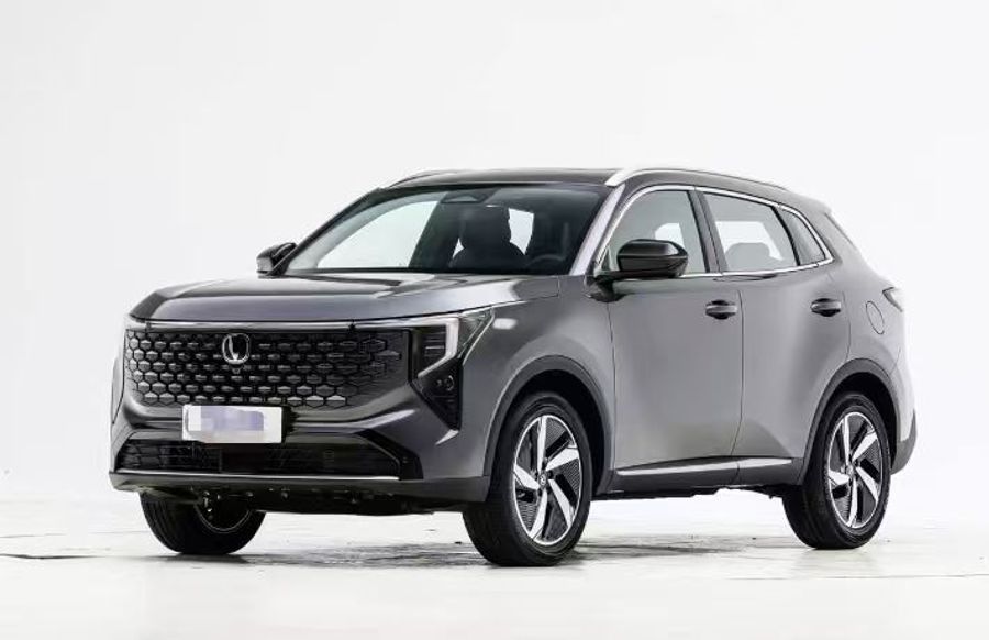 Voiture chinoise neuve Changan importée pour le marché malien
