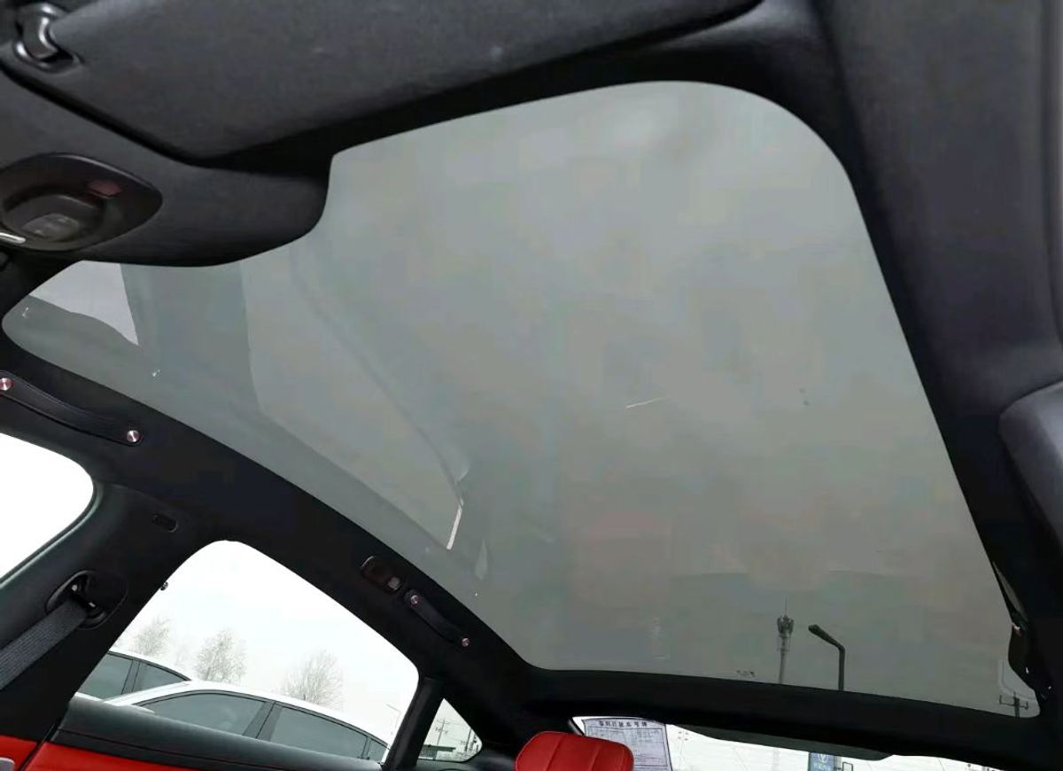 Xiaomi SU7 · BEV · 235 kW / 320 ch · 720 km CLTC
