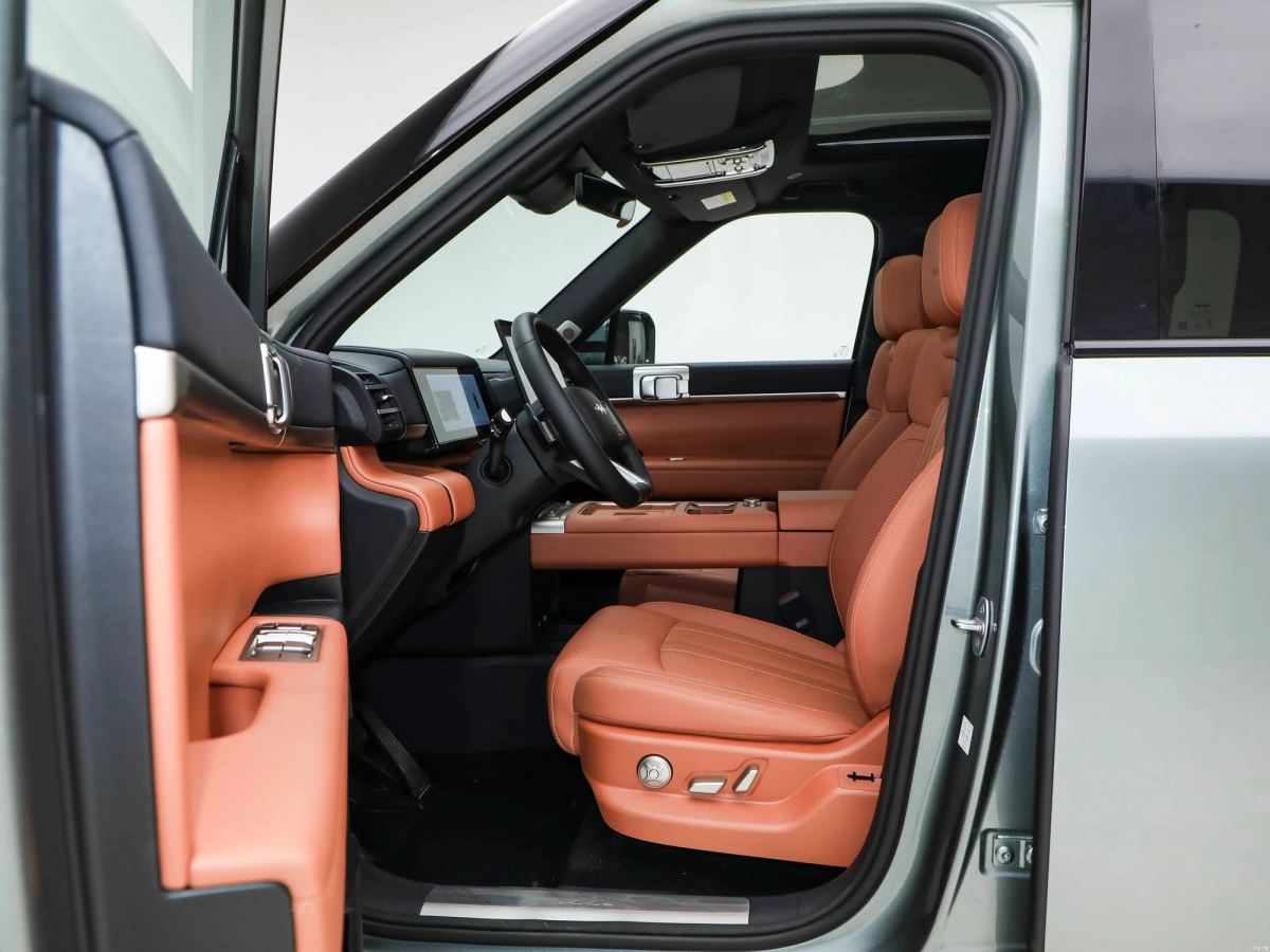BYD TITANIUM 7