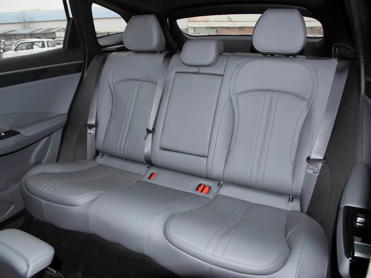 Geely Galaxy L7 2025 — EM-i 115 km · Édition Explorer