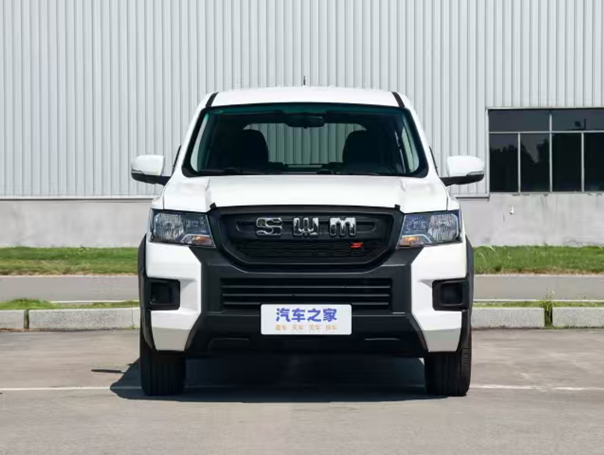 SWM Sawy Tiger 2025 — 1.5L 116 ch · Édition Luxe · 7 Places
