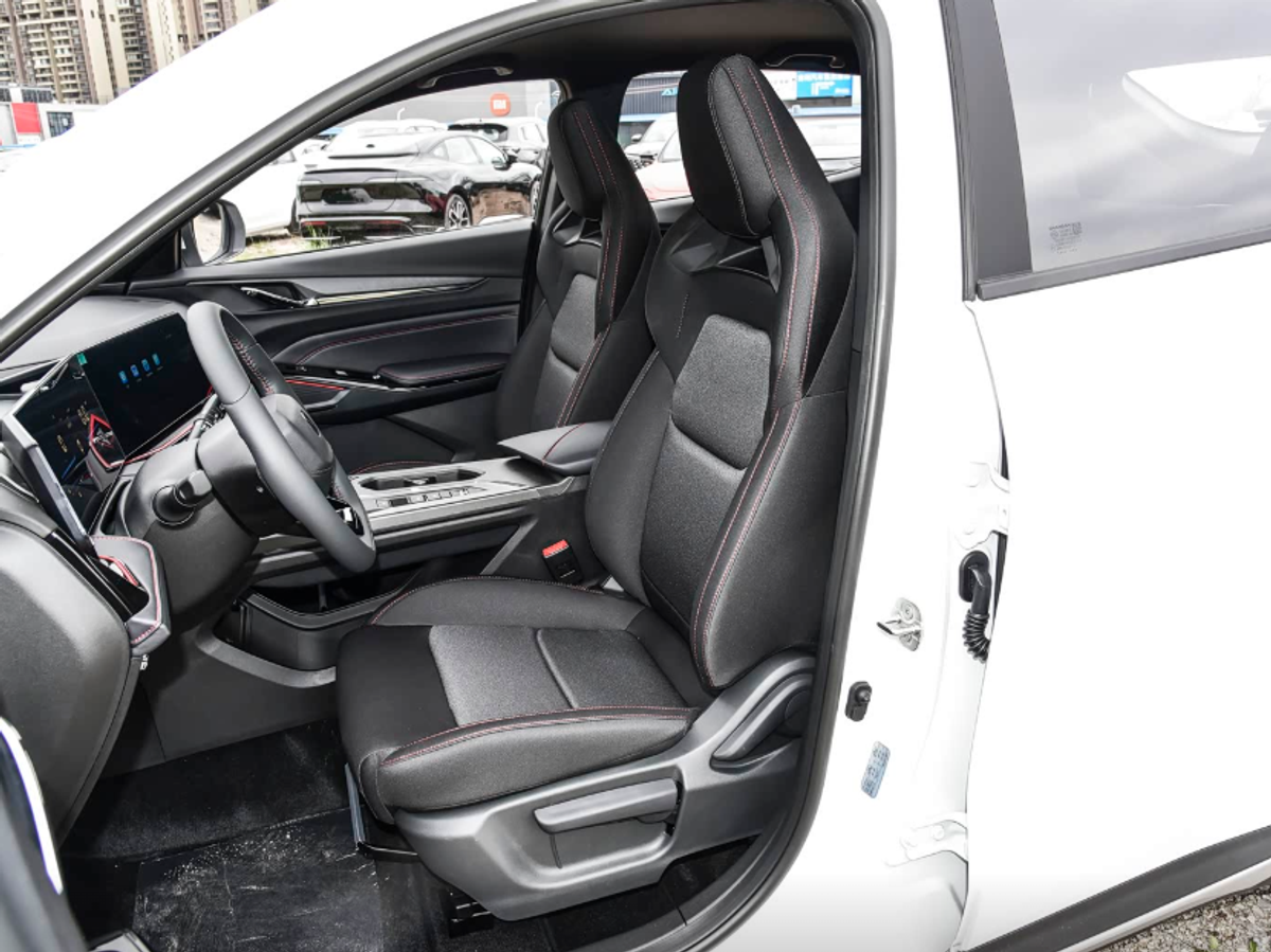 Changan X5 Plus 2026 — 1.5T 192 ch · 7DCT · Édition High Energy PRO