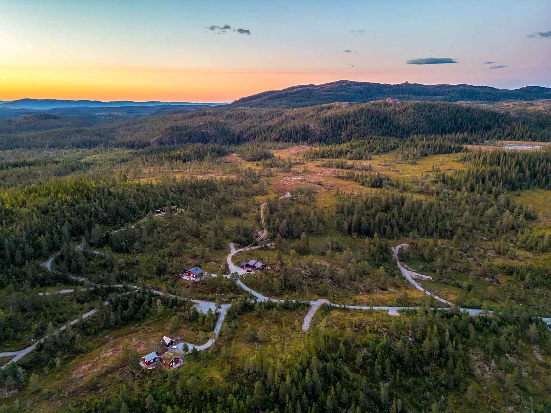 Haukåtjern Hyttegrend, bilde 1
