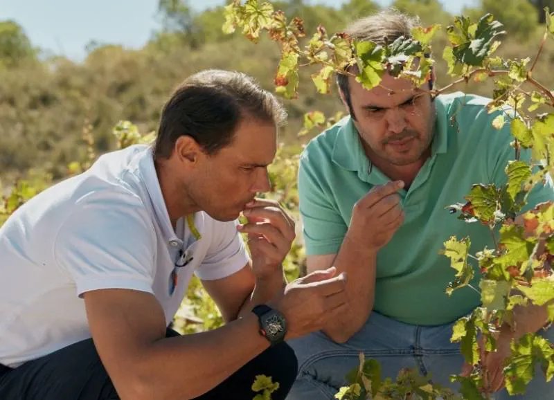 Rafael Nadal prueba granos de uva