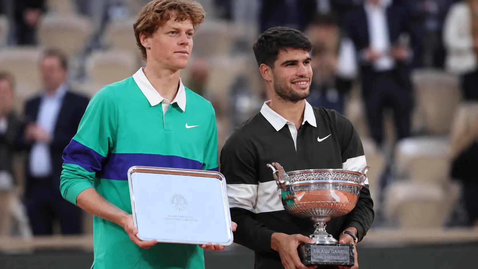 Premiazione al termine della finale del Roland Garros a Parigi, nel 2025