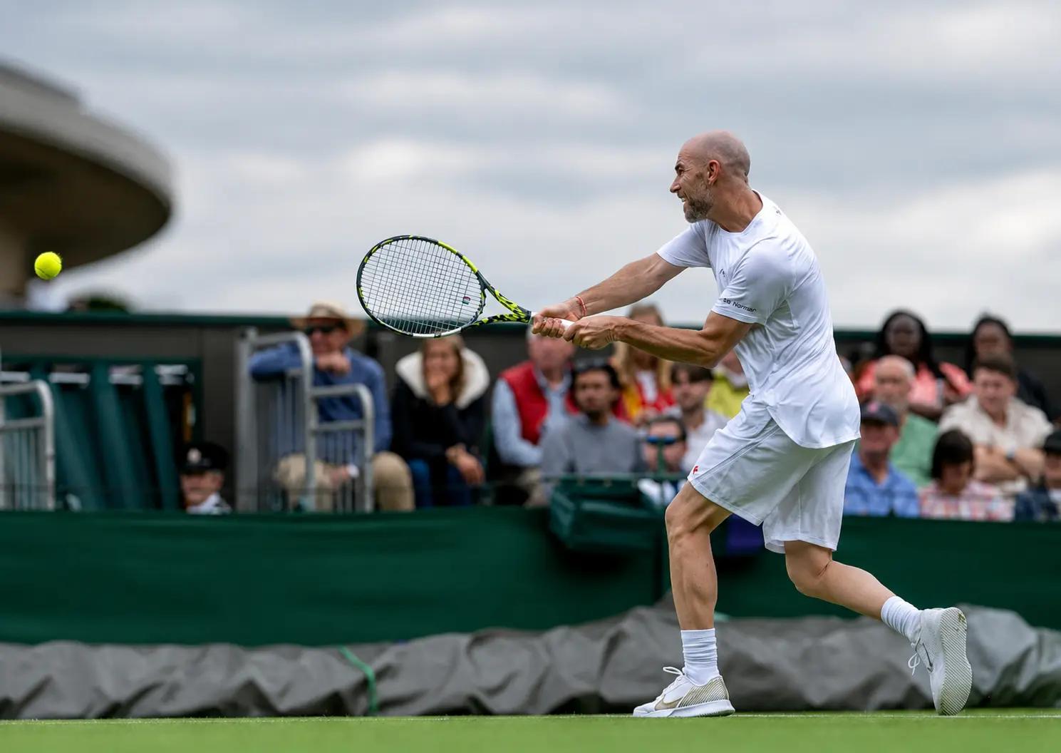 Mannarino Won't Stop: At 38 He Dominates the All-French Derby at Wimbledon