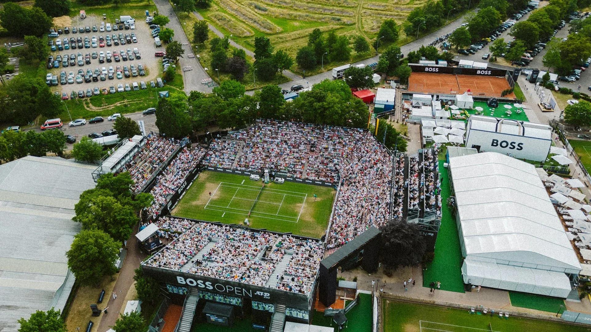 BOSS Open Underway: Stuttgart Kicks Off the Grass with a Stellar 250 Draw