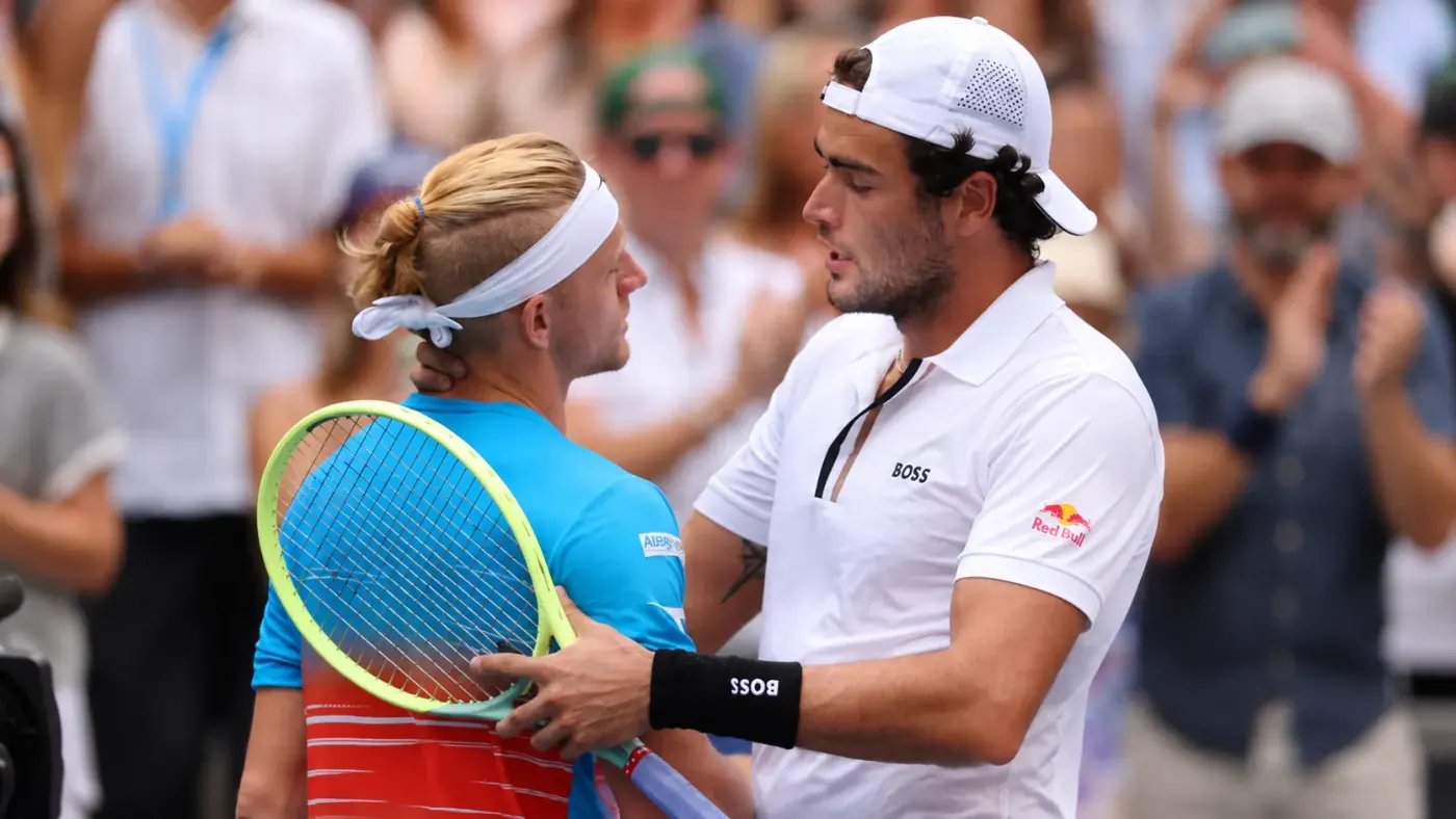 Berrettini e Fokina si salutano a rete