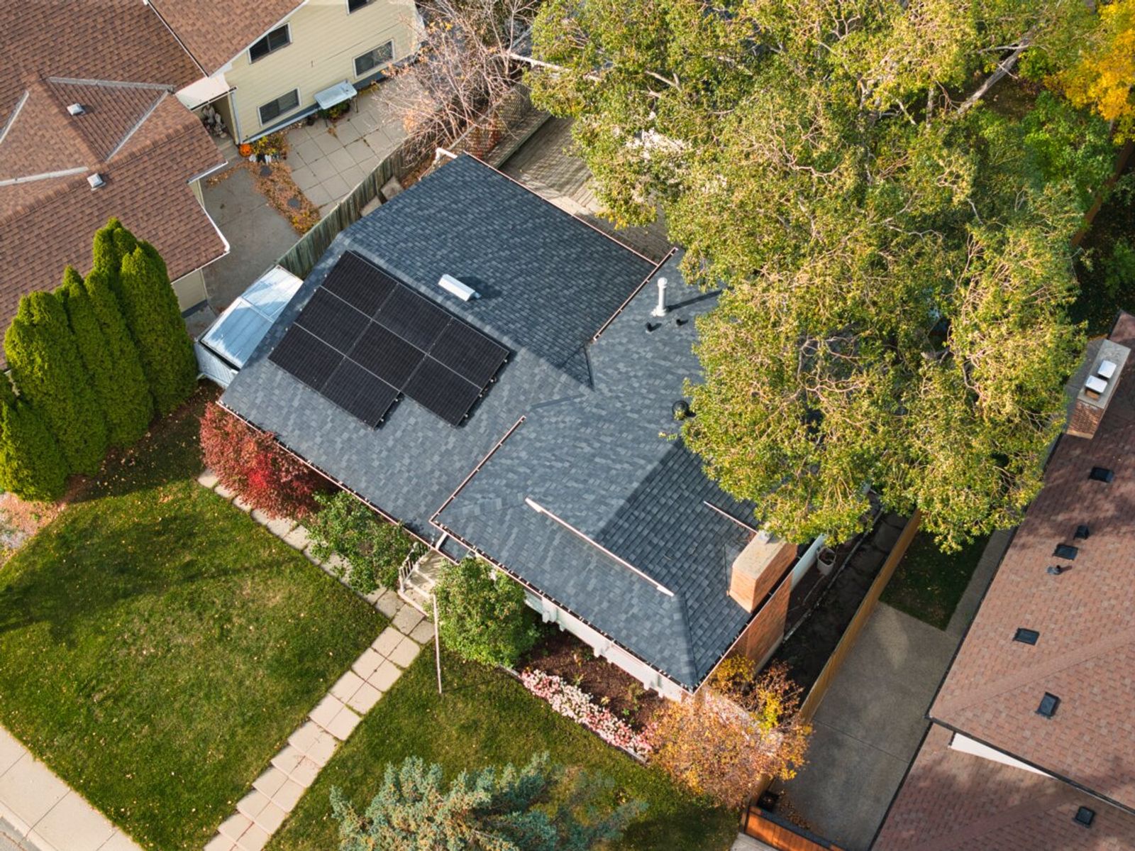 4 kW solar installation in Calgary, AB