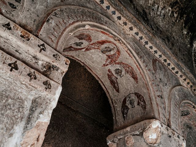 Biserică rupestră la Selime, în Cappadocia