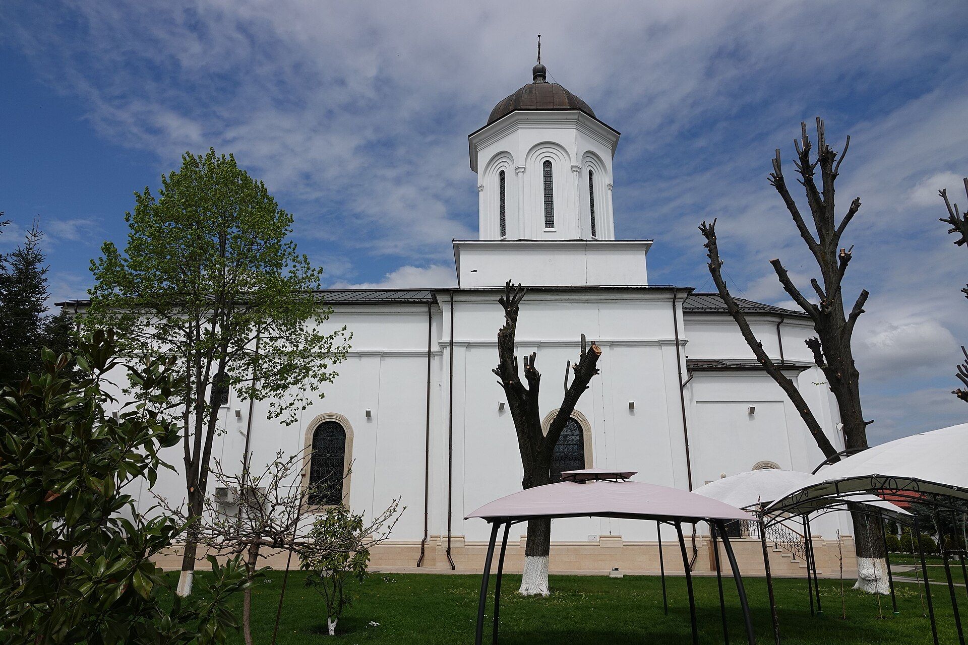 The main church of Ghighiu Monastery