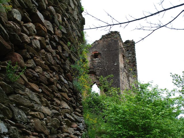 The ruined tower of Colț Fortress