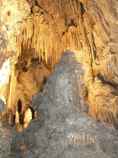 Uhlovitsa Cave