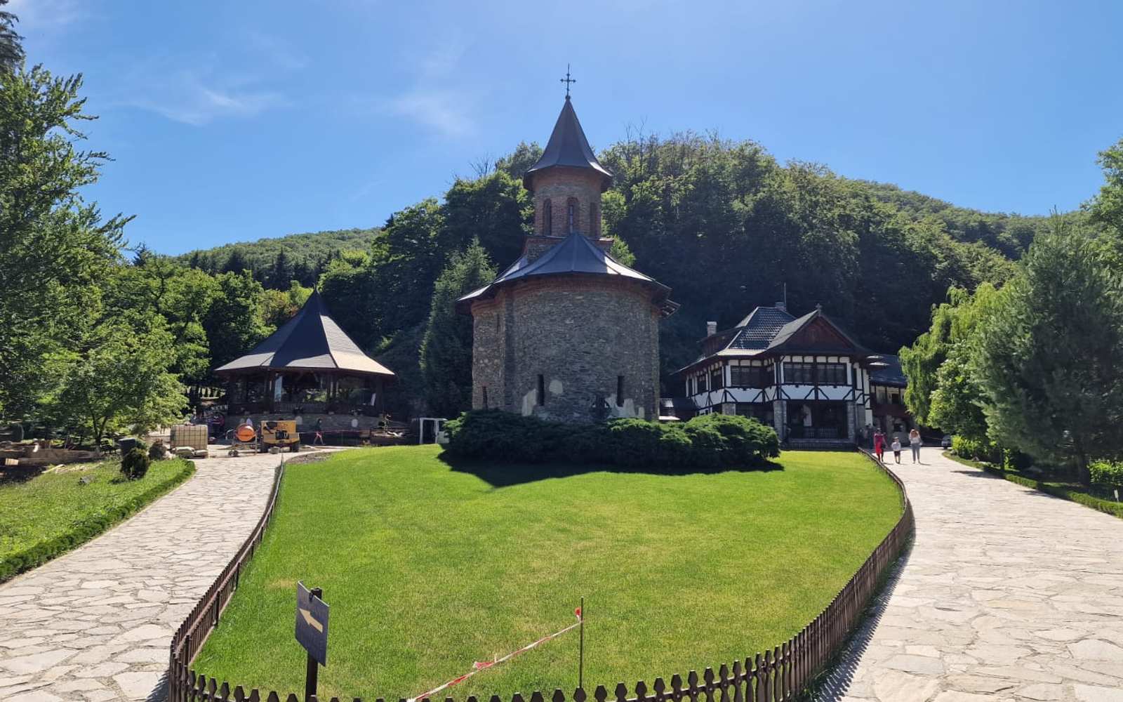 Prislop Monastery, its church and the path across the courtyard