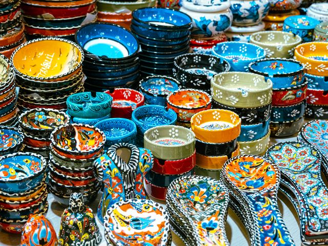 Painted ceramics in Istanbul's Grand Bazaar