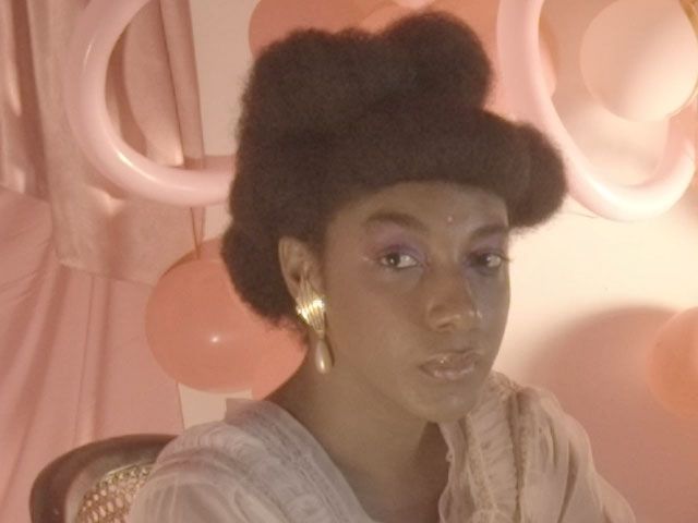 Ventura Profana, Para ver as meninas e nada mais nos braços [To see the girls and nothing more in the arms], 2024 (still). Courtesy of the artist.