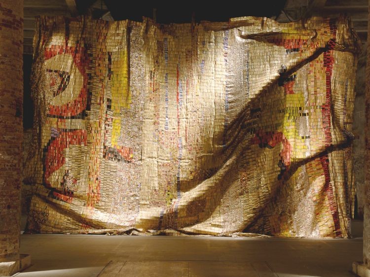 Gravity and Grace: Monumental Works by El Anatsui