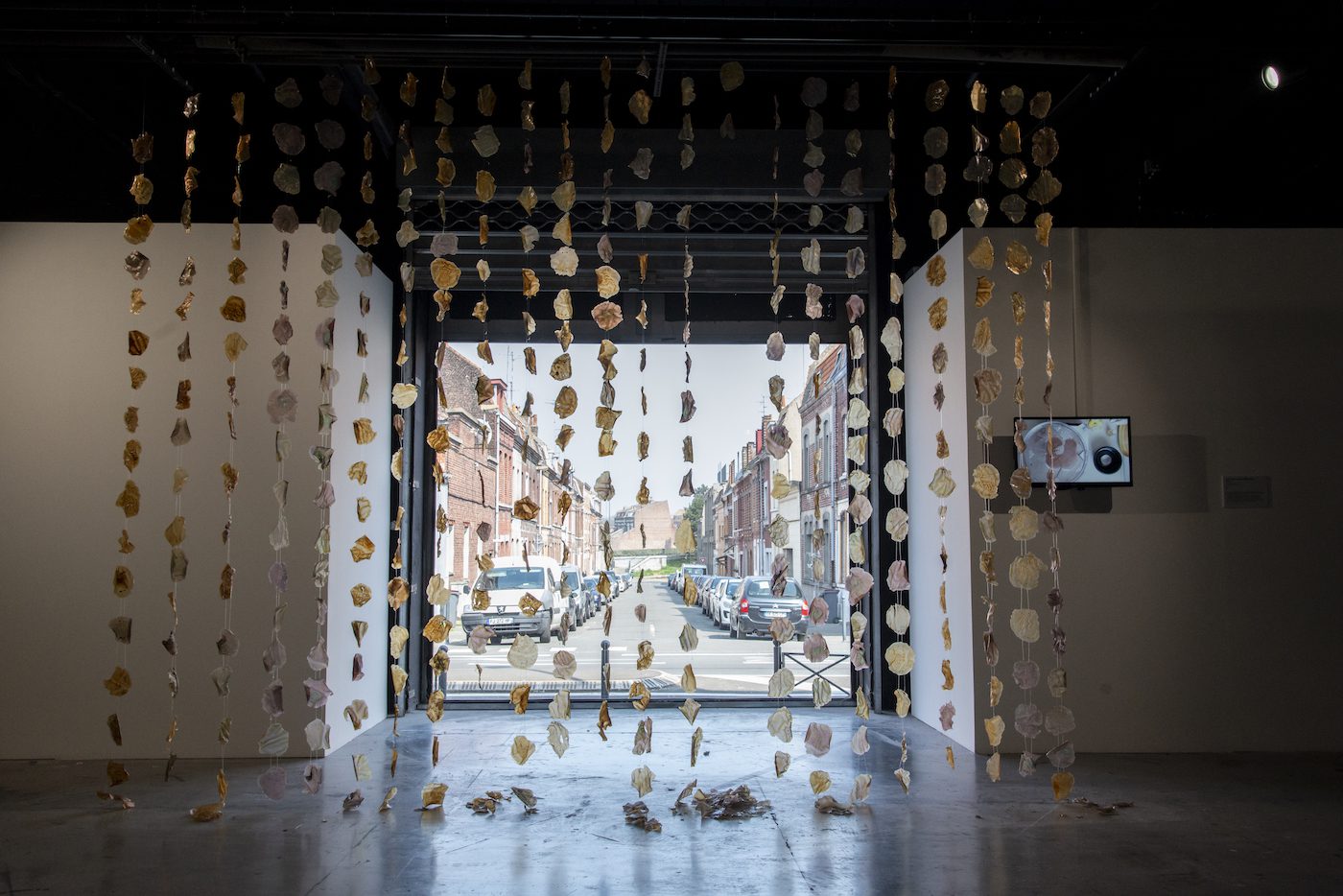 Installation View of „Sensitive Materials“ at La Condition Publique in Roubaix curated by the artist collective EXIT FRAME.