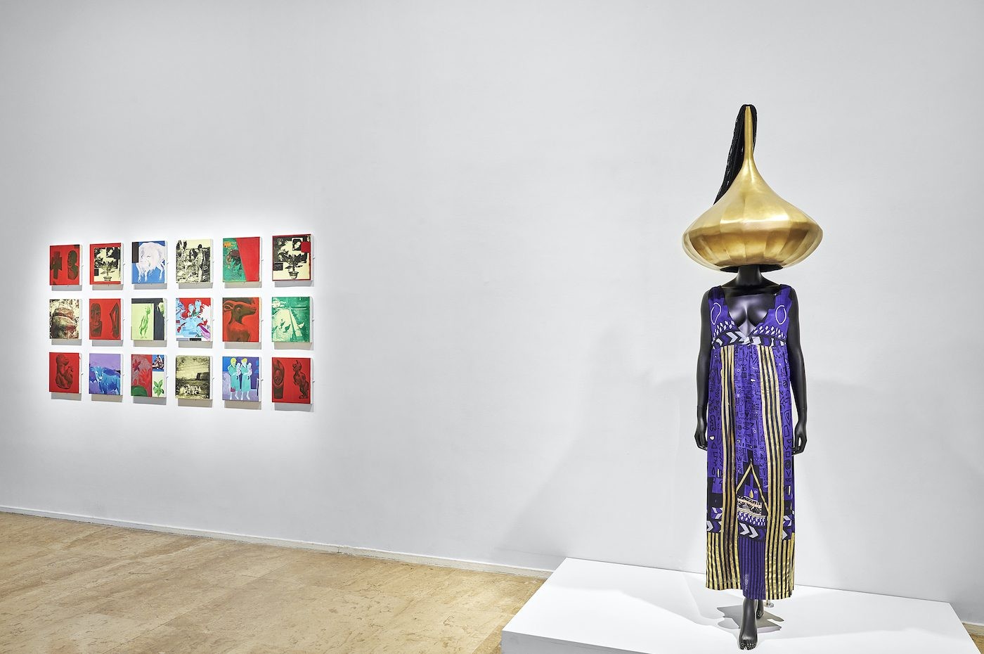 Kudzanai Violet Hwami (left); Grace Ndiritu (right). “The Power Of My Hands”, Musée d’Art Moderne de la ville de Paris, 2021. Photo: Pierre Antoine