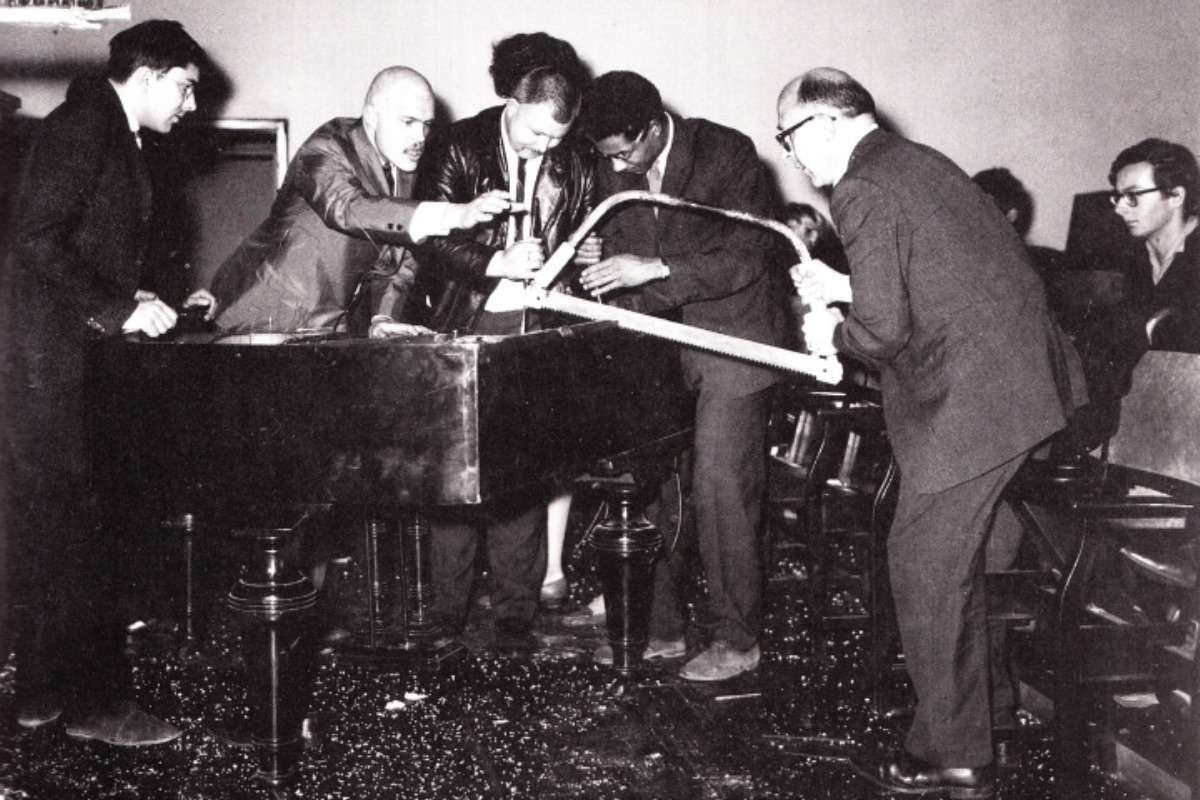 Peeping in the Vacuum Left in that Space of ‘Darker than Blueness’ - On, Of, For, With Ben Patterson - Contemporary And