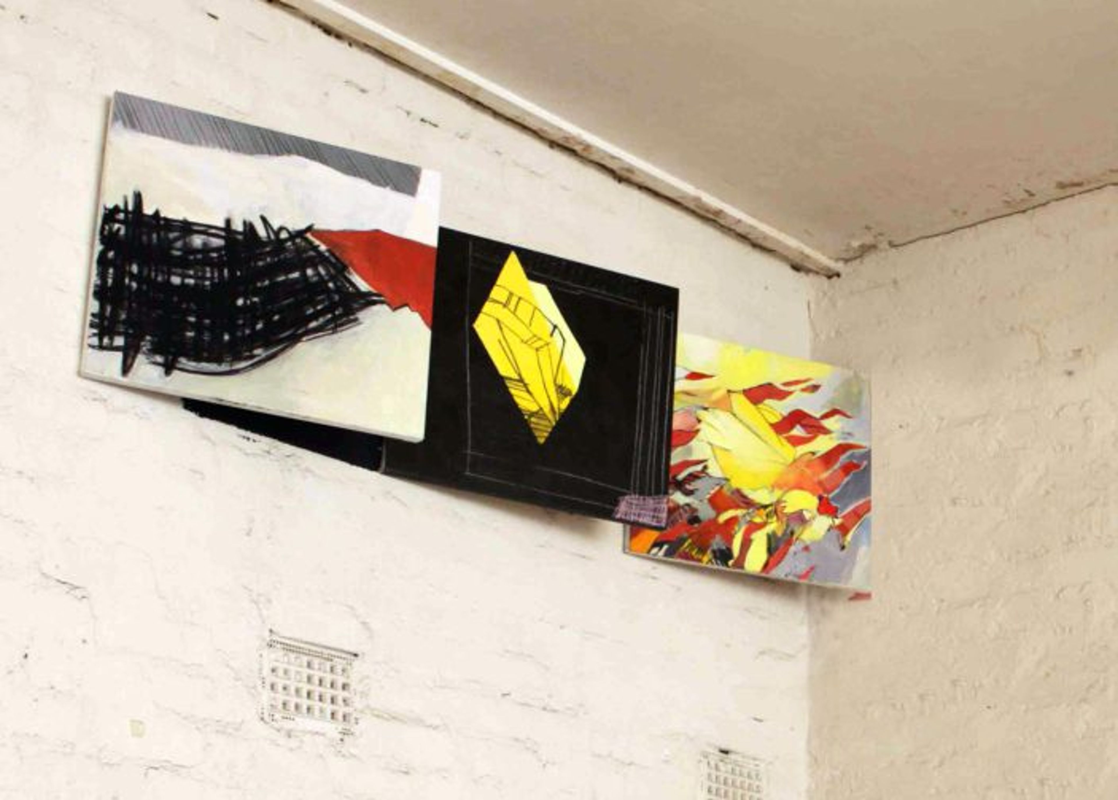 At present - A series of paintings by Dorothee Kreutzfeldt