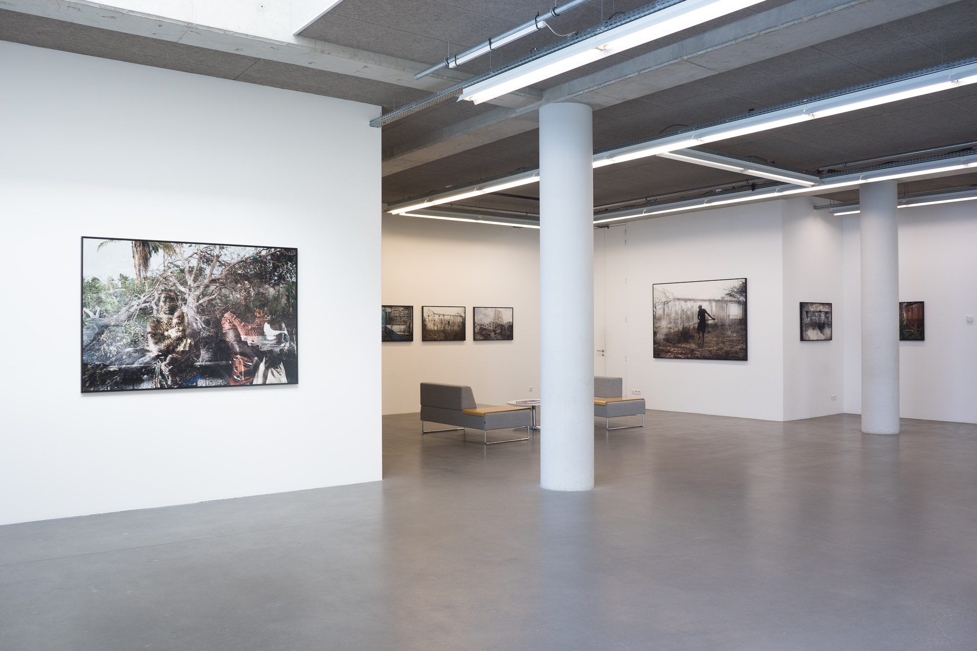 Mário Macilau. Installation view of “Circle of Memories”at La Terrasse espace d’art de Nanterre, 2021.