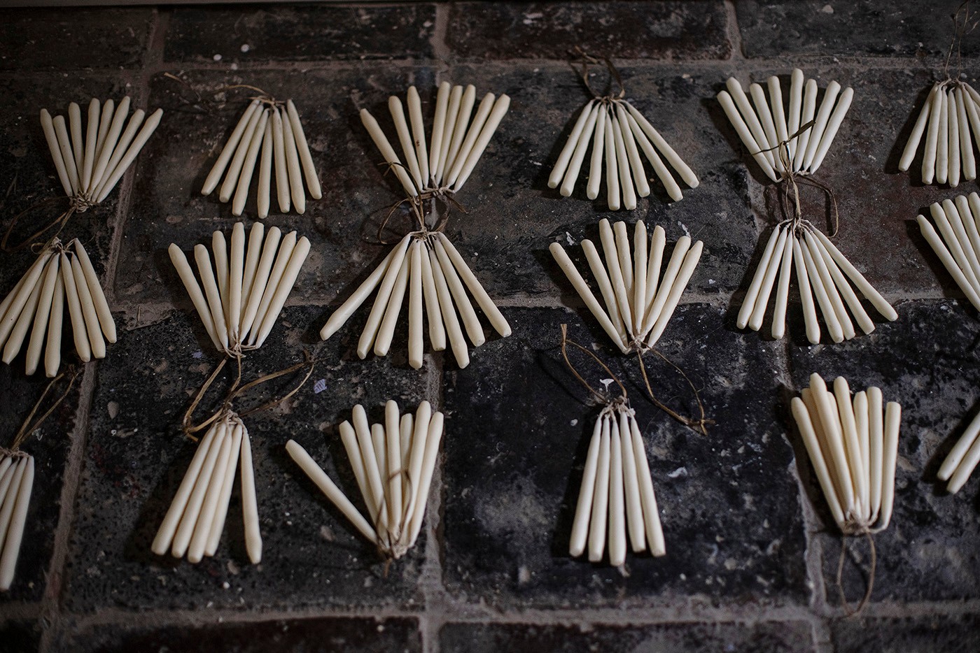 Jorge González, En la luz como ceniza: Las Cabañuelas, December 21, 2022 to February 17, 2023, Instituto de Cultura Puertorriqueña (ICP), San Juan, courtesy of the artist and the Embassy, San Juan. Photo: Raquel Perez-Puig