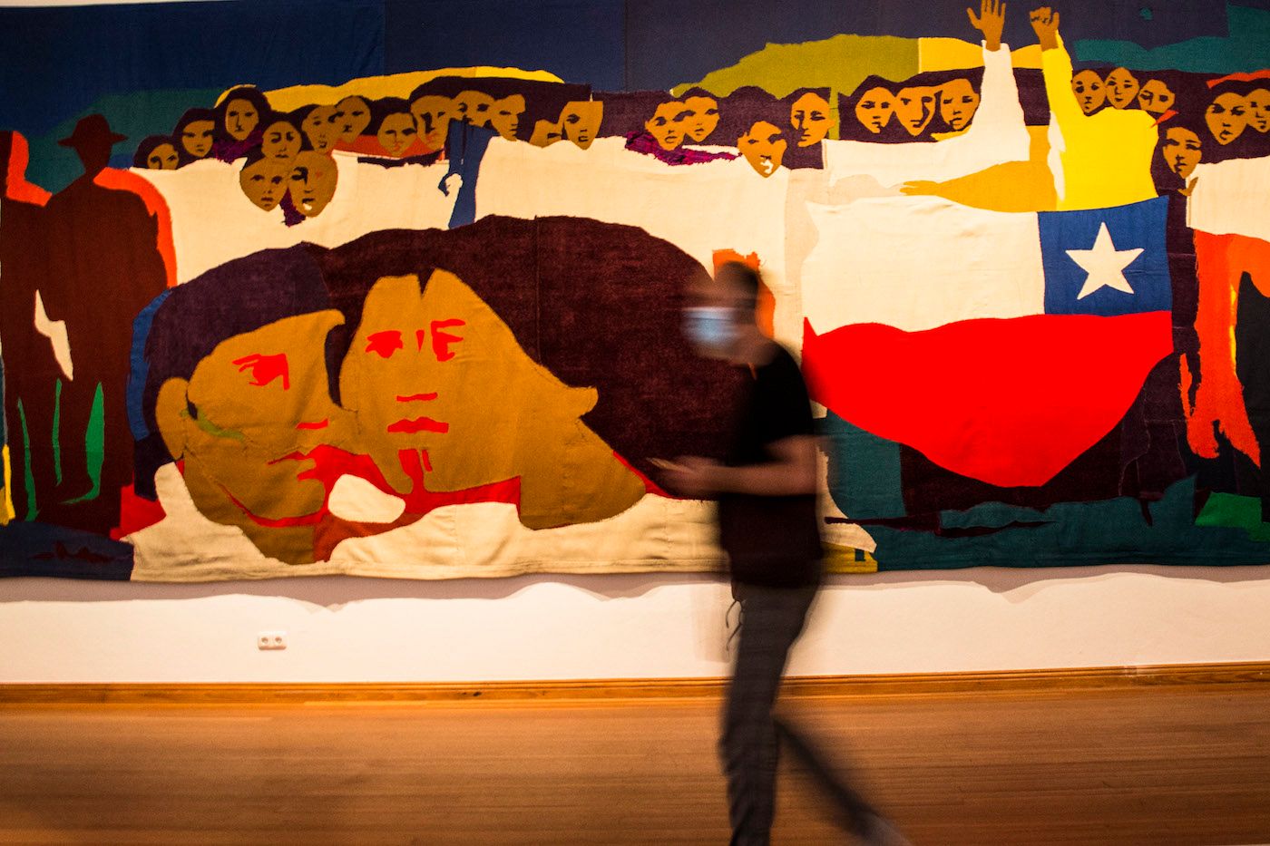 From the Collection of Museo de la Solidaridad Salvador Allende (MSSA), Chile: Gracia Barrios, Multitud III, 1972. 11th Berlin Biennale, Martin-Gropius-Bau Berlin.