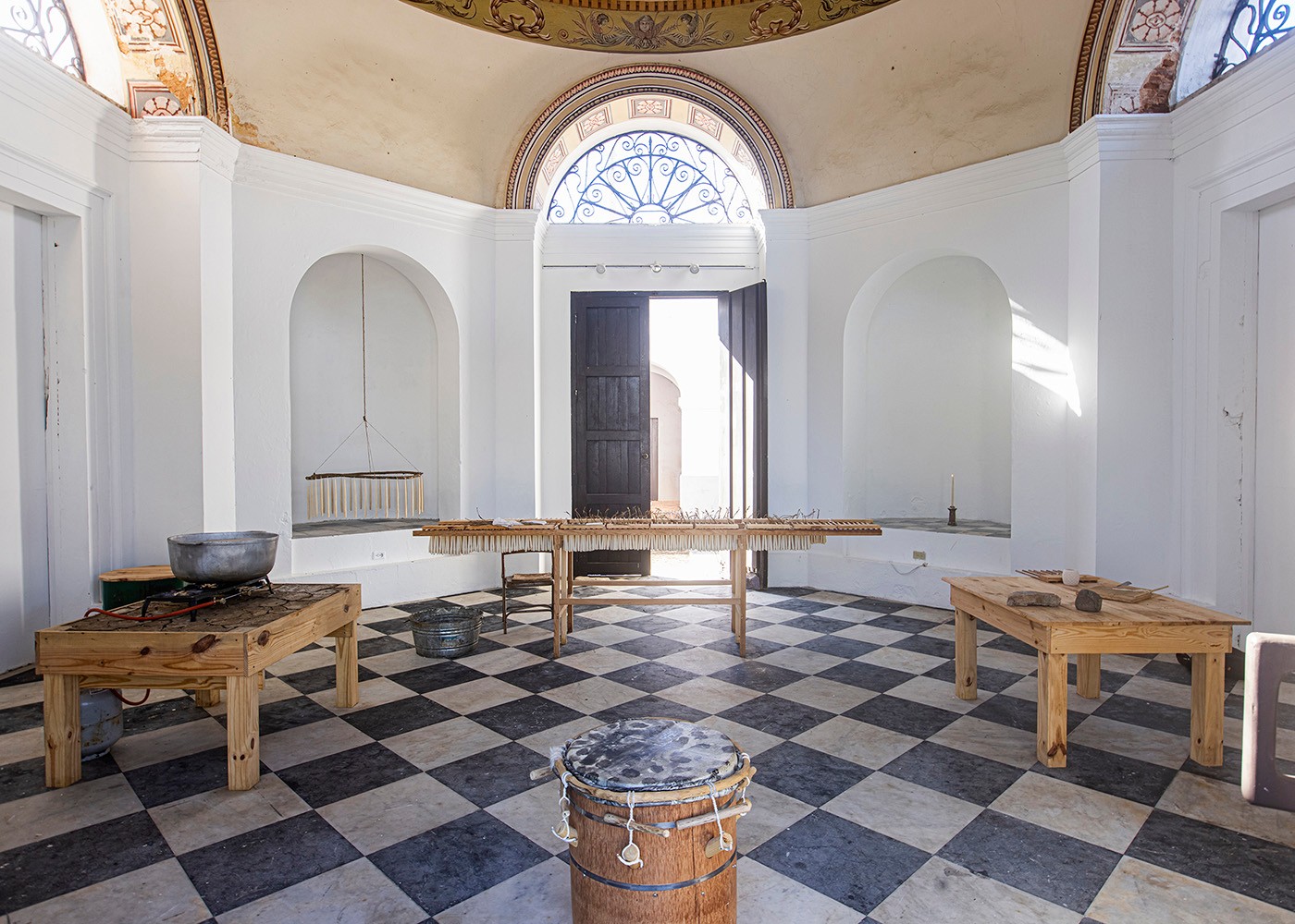 Jorge González, En la luz como ceniza: Las Cabañuelas, December 21, 2022 to February 17, 2023, Instituto de Cultura Puertorriqueña (ICP), San Juan, courtesy of the artist and the Embassy, San Juan. Photo: Raquel Perez-Puig