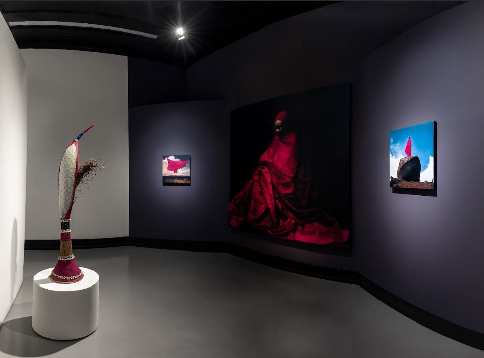 Exhibition View “Crossroads of Afro-Brazilian Art”, 2023-24. Photo: Estúdio em Obra / Courtesy of Tatu Cult