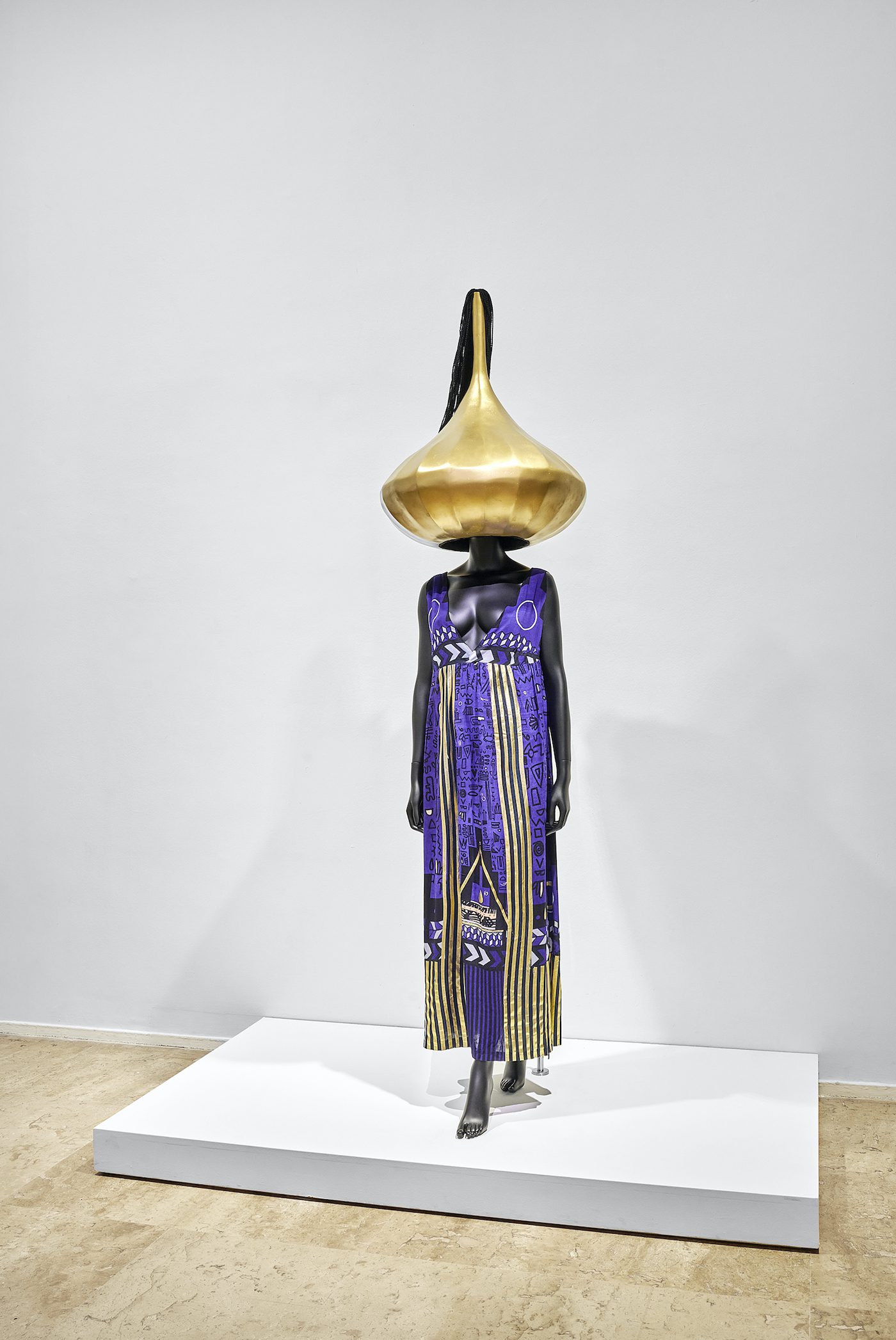 Grace Ndiritu. “The Power Of My Hands”, Musée d’Art Moderne de la ville de Paris, 2021. Photo: Pierre Antoine