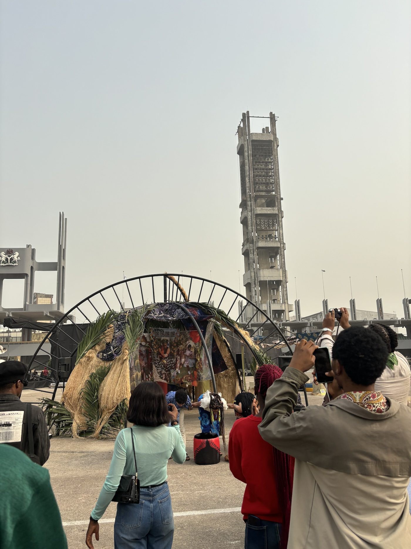 XTRÆNCESTRAL( Kukily Afrofeminist Arts Collective (curator), Julia Cohen Ribeiro; Florencia Victoria Gomes; Lina Lasso; Colleen Ndemeh Fitzgerald; Jasmin Sánchez), XTRÆNCESTRAL, 2019 – ongoing. Installation view of Lagos Biennale 2024 at Tafawa Balewa Square. Photo: Sinazo Chiya