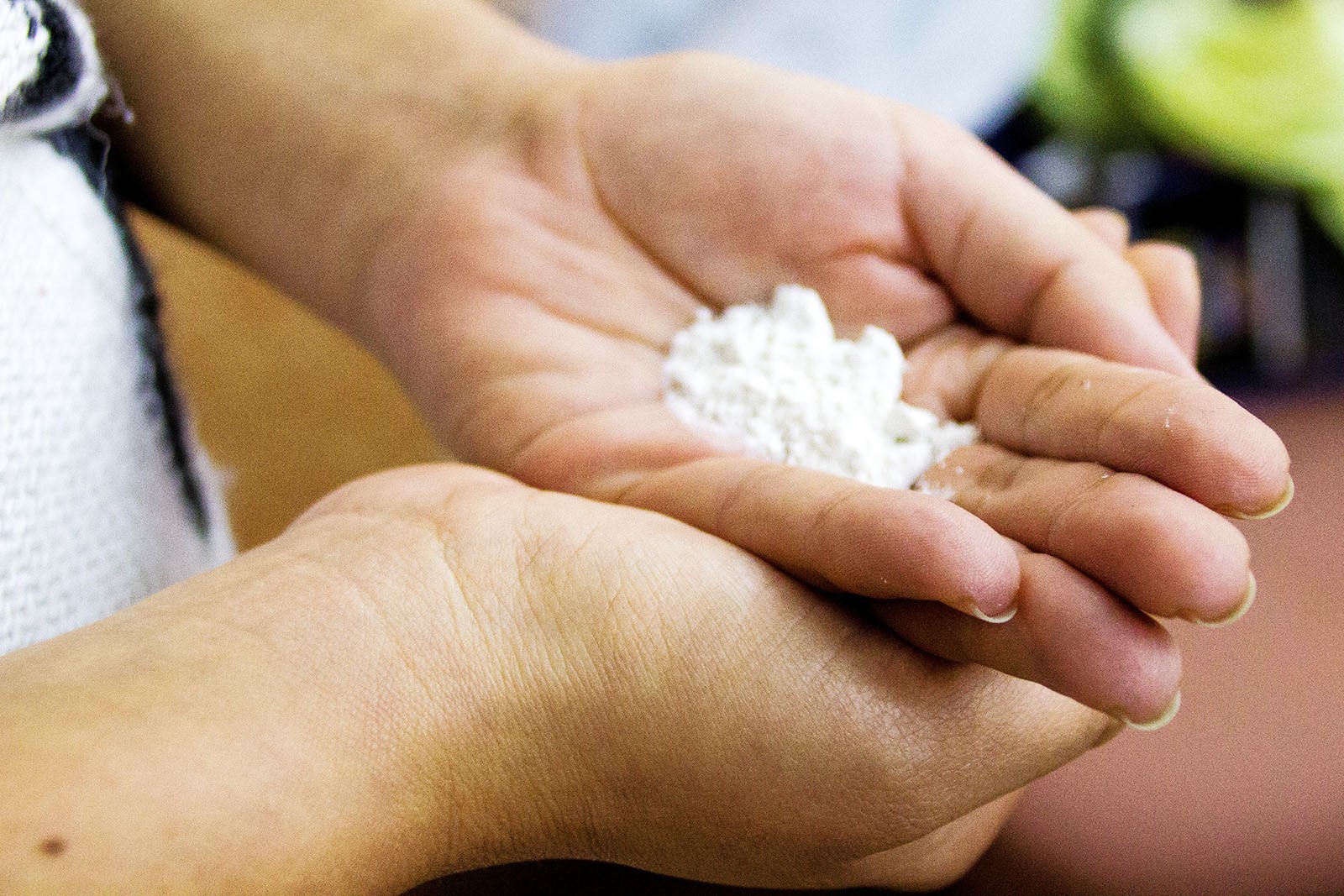 Performance piece “From dust is made vine” by Charlene Bicalho. Photo: Pedro H Ermida Cruz.