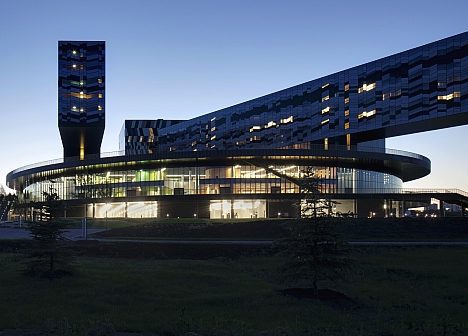 David Adjaye: Form, Heft, Material