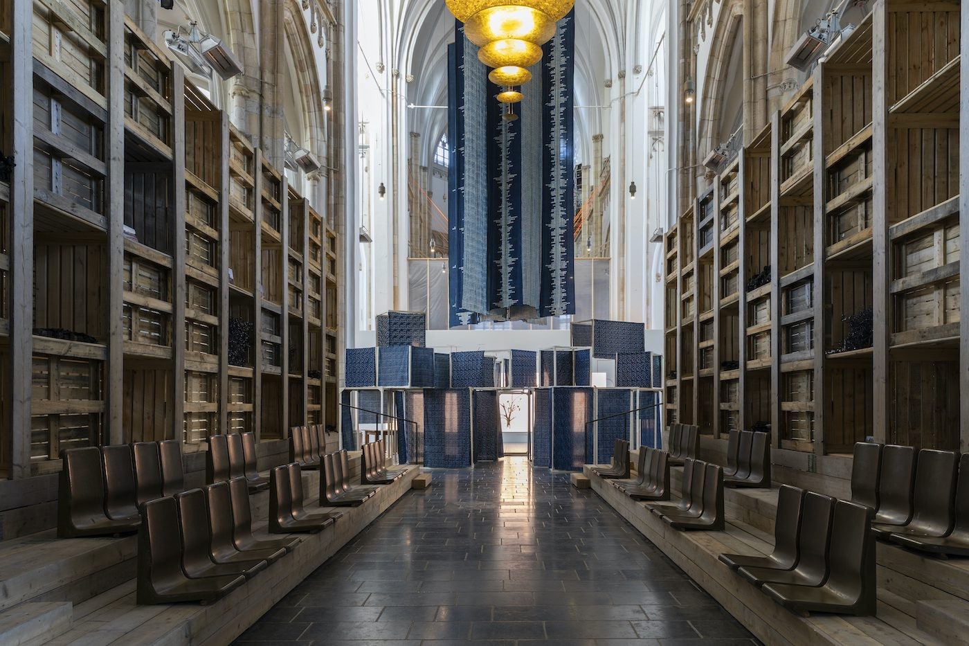 sonsbeek20→24, “Parliament of Ghosts” by Ibrahim Mahama and behind it “Electric Dub Station (Orbital Ignition)” by Antonio Jose Guzman and Iva Jankovic. Photo: Django van Ardenne