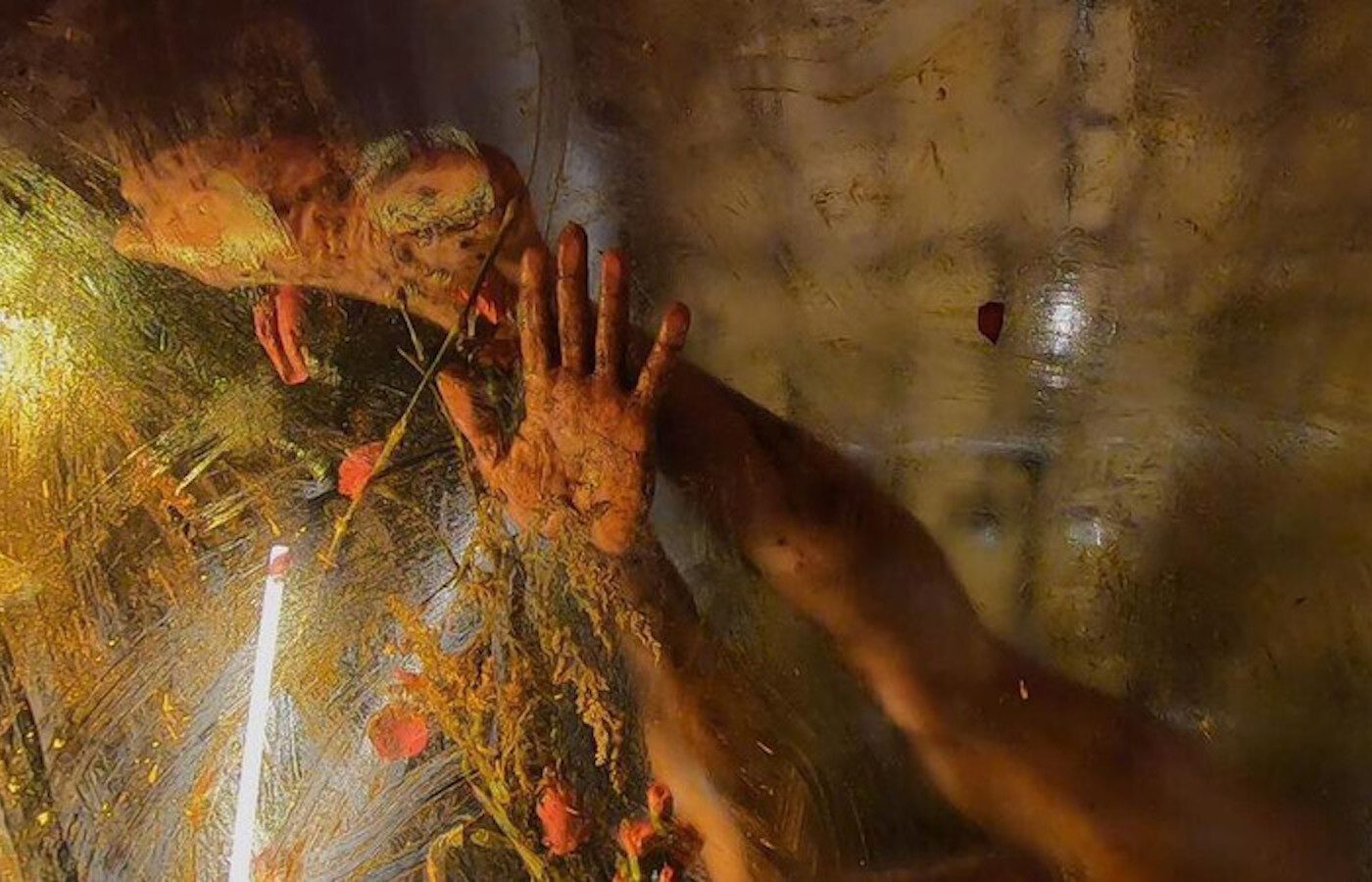 Traces of Ecstasy – Group Show