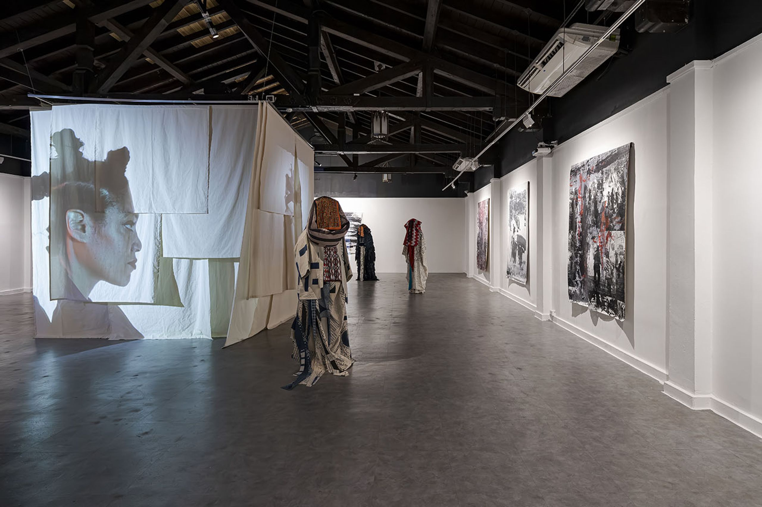 Installation view of Electric Dub Station: The Return of Tomorrow. Courtesy of the Museum of Contemporary Art of Panama (MAC). Alfredo J. Martiz / @ajmartizj.