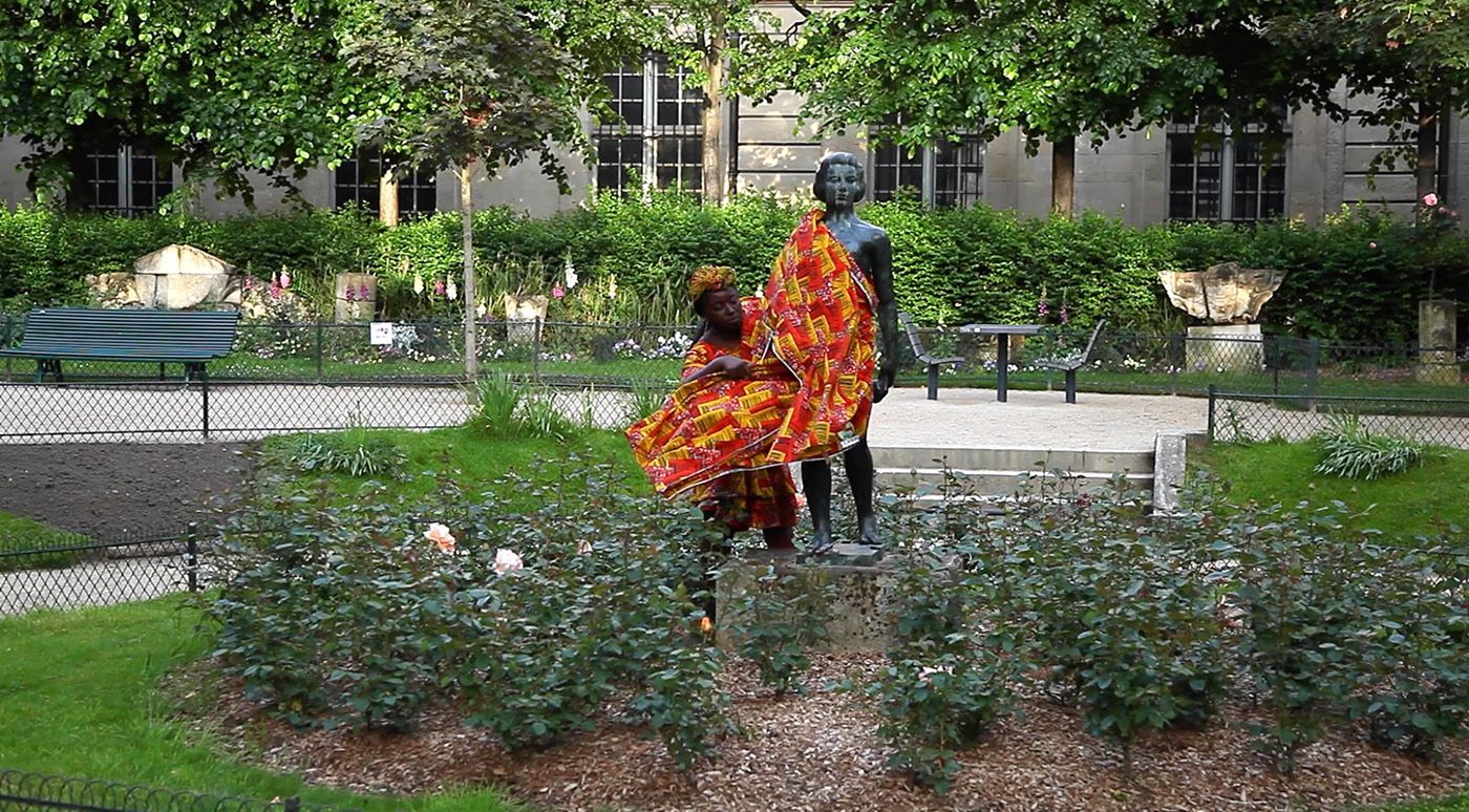 Africa Clothe Me Bare, Paris, Yvonne Osei, still from video, 2018. Courtesy of the artist