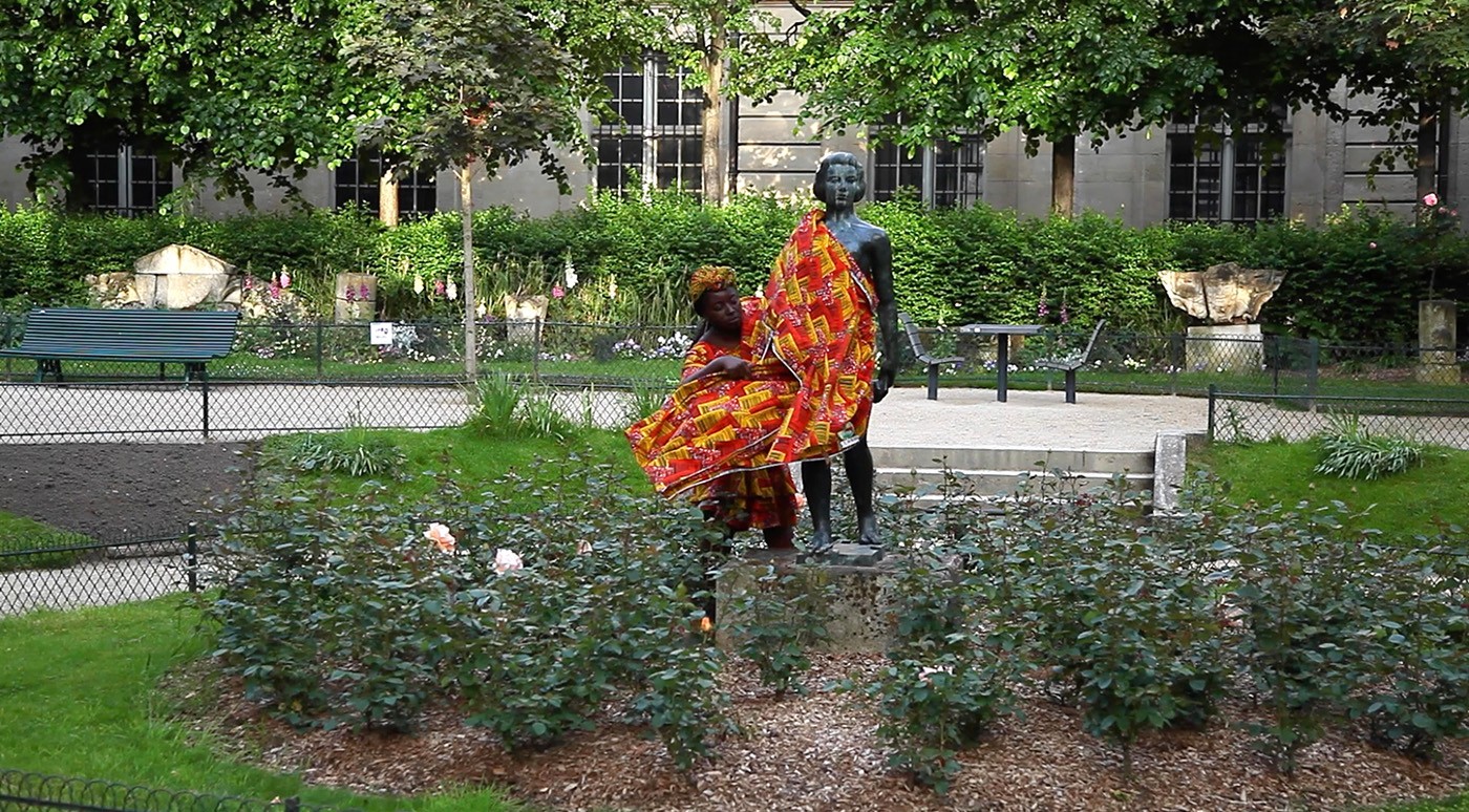 Africa Clothe Me Bare, Paris, Yvonne Osei, still from video, 2018. Courtesy of the artist