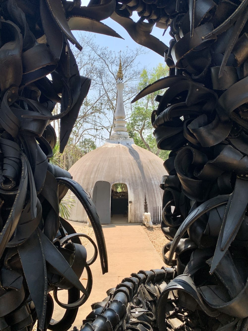 Chakaia Booker, What’s Not, 2009. Photo: C&