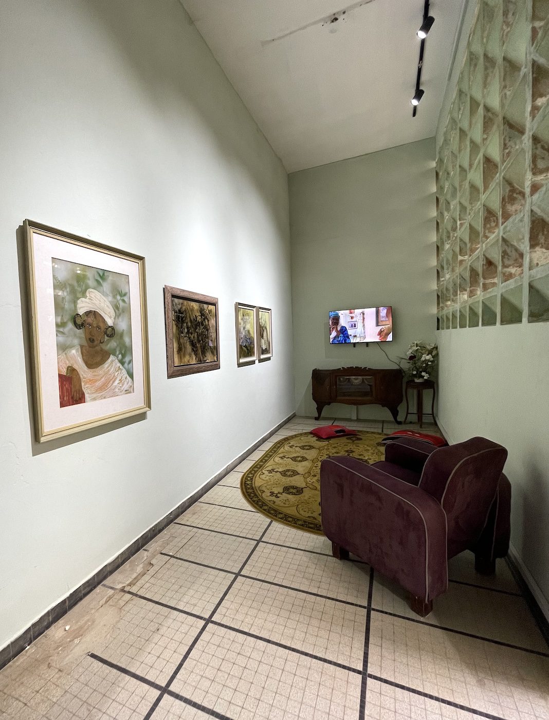 Tribute to Anta Gérmaine Gaye at Ancien Palais de Justice. Installation View of 15th Dakar Biennale. Photo: Khady | Senegalese Twisted.